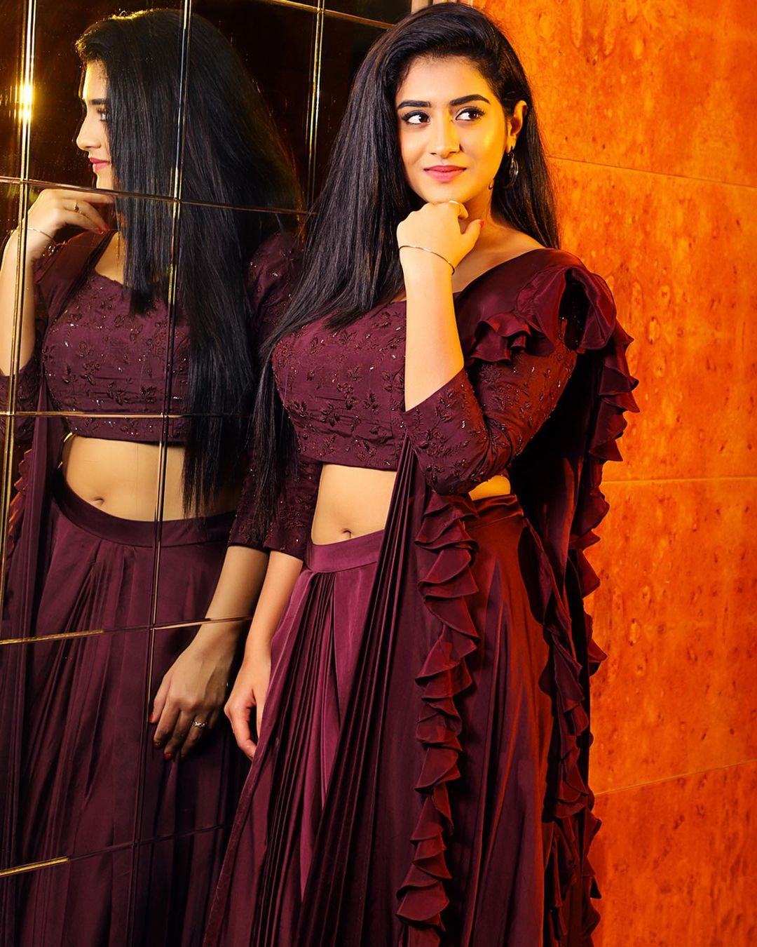 TOLLYWOOD ACTRESS RASHI SINGH STILLS IN MAROON LEHENGA CHOLI 14